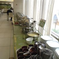 The buffet spread. 8 dishes to delight, rice, a soup, and breads. at Zhong Nong Jian Kang Jia Yuan in Kunming