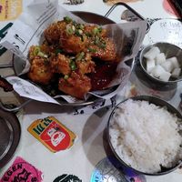 Fried chicken at Kkokki Vegan House in Hamburg