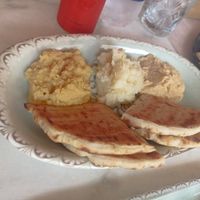 Hummus, potato spread And bean spread at The Old Village in Kefalonia