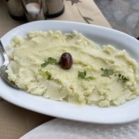 Skordalia  at Nostos in Skopelos