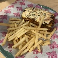 Lasaña con papas  at 31 Gatitos in Mexico City