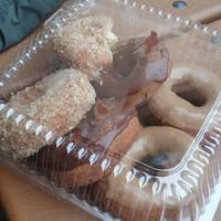 Selection of vegan donuts (they are marked as vegan, not all their donuts are vegan). Don' miss the vegan chocolate donut at Whole Foods Market in San Mateo