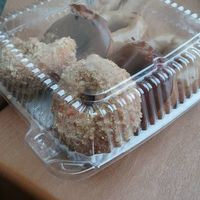 Selection of vegan donuts (they are marked as vegan, not all their donuts are vegan). Don' miss the vegan chocolate donut at Whole Foods Market in San Mateo