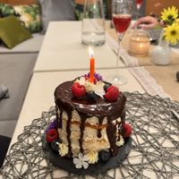 Überraschungsgeburtstagstorte/kuchen  at Kunterbunt in Waidhofen An Der Ybbs