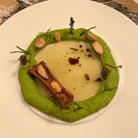 Gebackenes Käferbohnenmus in Rosmarinsauce und Erbsenpürree at Kunterbunt in Waidhofen An Der Ybbs