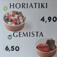 Vegan take away options at La Botiga Griega in Barcelona