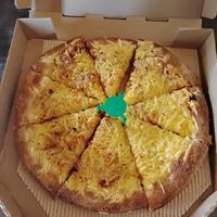 Cheese pizza  at Pizza Fan in Kalamata