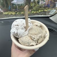Cookies ‘n cream (left) and coffee toffee (right)  at Coconut Glen's in Haiku