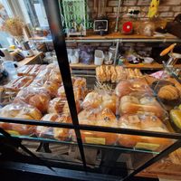 Zachte- en krentenbolletjes at De Vegan Bakker in Heusden