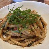 Nudeln in einer wunderbar leichten Erdnusssauce mit leichtem Chili und Zitrone   at Chez Nina in Amsterdam