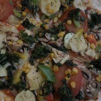 Pizza mit veganem Käse  at Arthur's in Maurach