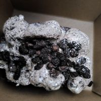 Chocolate loaf with cookie dough icing (November 2022) at B&B Bakeshop in York