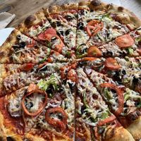 Very veggie with Daiya cheesee  at Red's Pizzeria in Eureka Springs