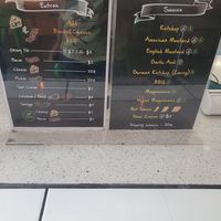 Everything vegan is labeled clearly at 5 Dogs in Loganlea