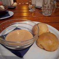 Dampfnudeln mit Vanillesoße at Weinstube Eulenspiegel in Speyer