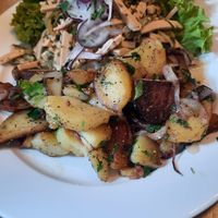 Wurstsalat mit Bratkartoffeln at Weinstube Eulenspiegel in Speyer