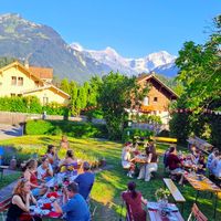 Gaze into the fondue garden at Fondue Villa & Garden in Unterseen