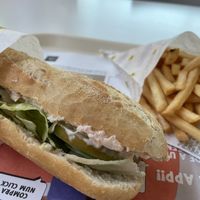 Vegan tuna  at Pans & Company in Samouco