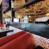  at Café Retro Diner in Romo