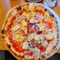 Pizza Primavera vegan at Restaurant da noi Cucina Italiana in Dusseldorf