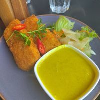 Yellow curry with fried silken tofu at Tapau House Restaurant in Arklow