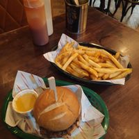 "The Rabbit" with fries and additional cheese dip at Rabbit Food @ Meadows Tap in Edinburgh