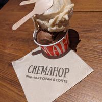 Coconut, chocolate hazelnut at CREMAHOP in Zushi