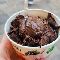 1 Kugel Zartbitter-Schokolade im Becher at Ice cream crema gelato in Baden Baden