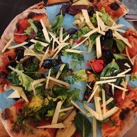 Vegan pizza with grilled veggies + vegan cheese at Paneólio Pizza Bar in Caldas Da Rainha