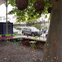 Outdoor seating at Vatter Royal in Bern