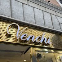 Storefront   at Venchi - Spanish Steps in Rome