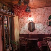 One table, door on the left leads to third table and fancy room at Sum 숨 in Jeju