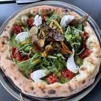 La pizza veggie vs vegana ¡TOP!  at Turonda in Ortisei