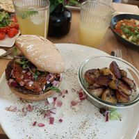 Black bean burger (vegan) at Klaver in Hannover