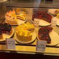 The front row is vegan  at Süßes Leben in Braunschweig