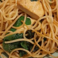 Tofu spinach spaghetti at La Almuzara in Segovia