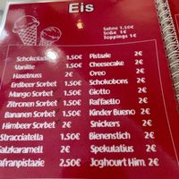 Menu with marked Vegan options. Strawberry sorbet seems to be now vegan too. At least according to their display signs.   at Flamingo Ice Cream in Eupen