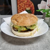 Chicken nugget burger at Oses Cig Köfte in Fuessen