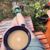 earl grey with oatmilk (and cute seats!) at Fern's Diner + Drinkery in Cascade