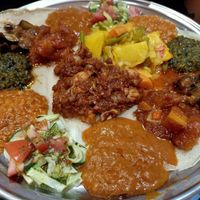 Wat een heerlijke smaken. Zalig! at Vegan Africa in Gouda