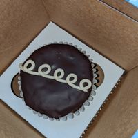 Fauxtess cupcake at Strong Hearts in Buffalo