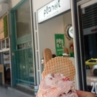 Strawberry & strawberry cheesecake ❤️ at Plan(e)t Ice Cream in Athens