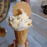 Passion fruit and cream at Plan(e)t Ice Cream in Athens