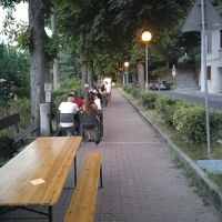 Spazio all'esterno con tavoli at Boutique Della Piadina in Bertinoro