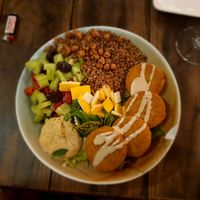 Buddha bowl at Ambiyans in Istanbul