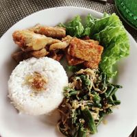 Vegan lunch at Balitrees in Tabanan