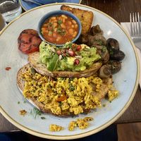 Vegan full English breakfast   at Victoria House in London