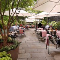 Outdoor seating at Enja in Zurich