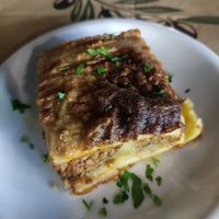 Mousaka at Exesion - Εξαίσιον in Paros