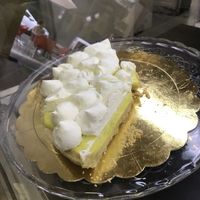 Lemon tart at Tres Semillas in Alicante